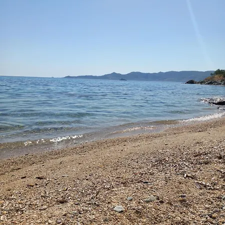 Ammos Aetos Apartamento *